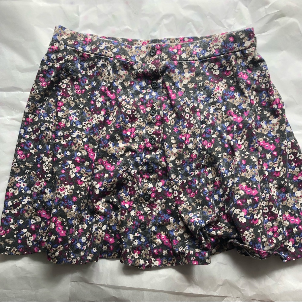 American Eagle Floral skirt